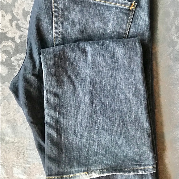 Lucky Brand Jeans (Aged) - Picture 2 of 8